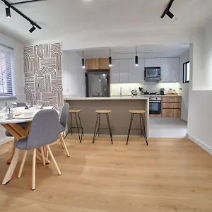 https://casa-en-laureles-excelente-ubicacion.colombiamedellinhotels.com